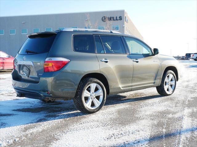 used 2009 Toyota Highlander car, priced at $9,899