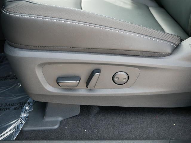 new 2025 Nissan Pathfinder car, priced at $49,925