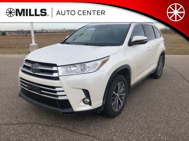 used 2019 Toyota Highlander car, priced at $27,206