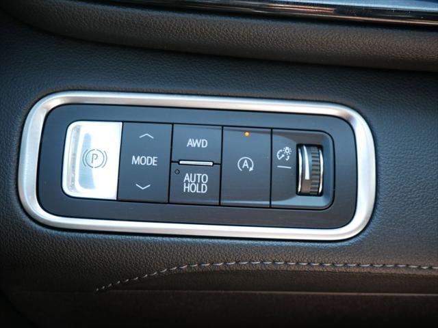 used 2025 Buick Enclave car, priced at $57,991