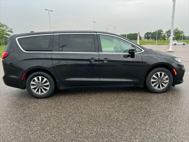 used 2023 Chrysler Pacifica Hybrid car, priced at $28,990