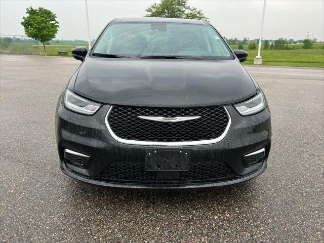 used 2023 Chrysler Pacifica Hybrid car, priced at $28,990