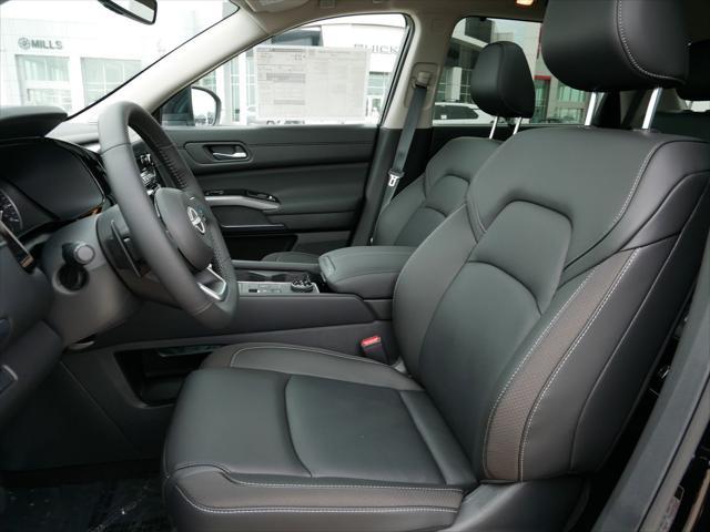 new 2025 Nissan Pathfinder car, priced at $49,555