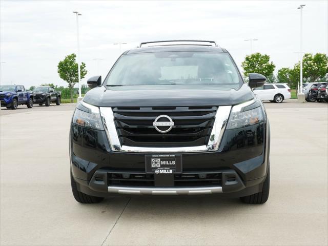 new 2025 Nissan Pathfinder car, priced at $49,555