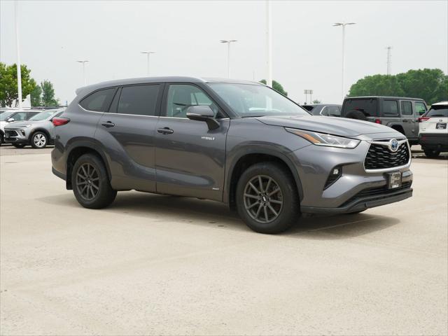 used 2021 Toyota Highlander Hybrid car, priced at $40,991