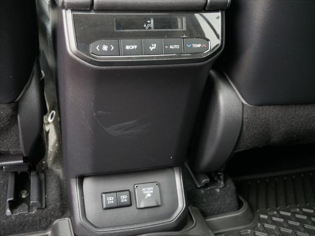 used 2021 Toyota Highlander Hybrid car, priced at $40,991
