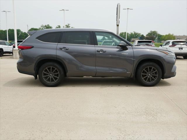 used 2021 Toyota Highlander Hybrid car, priced at $40,991