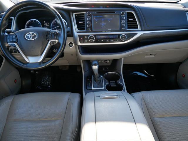 used 2018 Toyota Highlander car, priced at $29,508