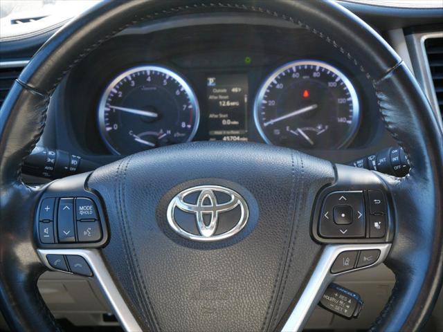 used 2018 Toyota Highlander car, priced at $29,508