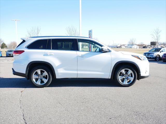 used 2018 Toyota Highlander car, priced at $29,508