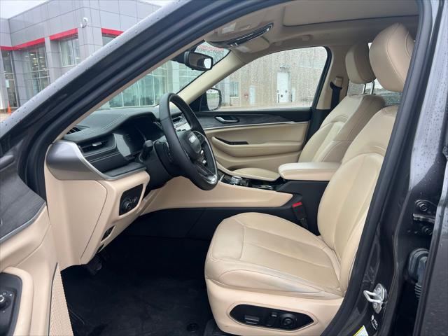 used 2022 Jeep Grand Cherokee car, priced at $35,373