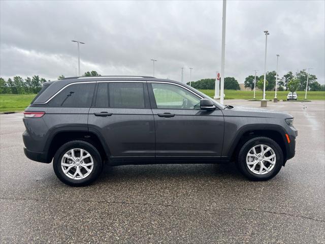 used 2022 Jeep Grand Cherokee car, priced at $35,373