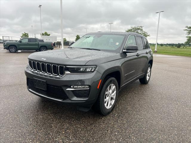 used 2022 Jeep Grand Cherokee car, priced at $35,373