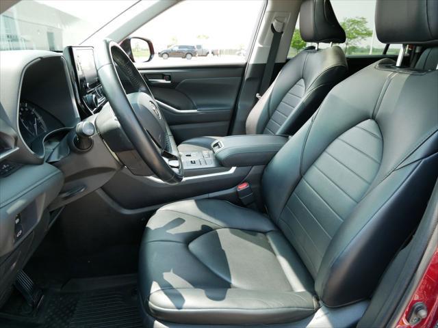 used 2021 Toyota Highlander car, priced at $29,025