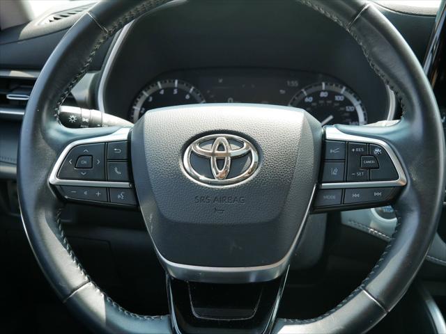 used 2021 Toyota Highlander car, priced at $29,025