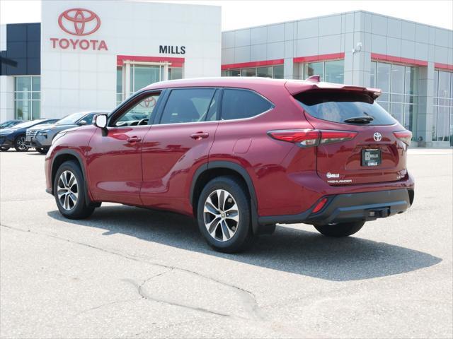 used 2021 Toyota Highlander car, priced at $29,025