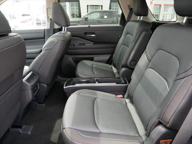 new 2025 Nissan Pathfinder car, priced at $49,555