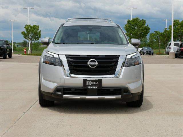 new 2025 Nissan Pathfinder car, priced at $49,555