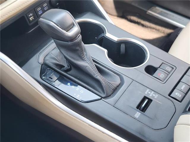 used 2022 Toyota Highlander car, priced at $38,341