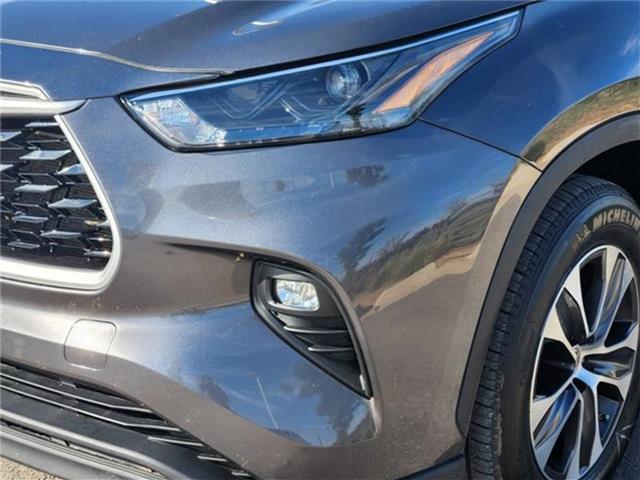 used 2023 Toyota Highlander car, priced at $42,326