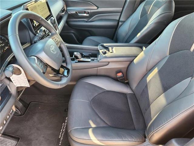 new 2025 Toyota Grand Highlander car, priced at $61,913