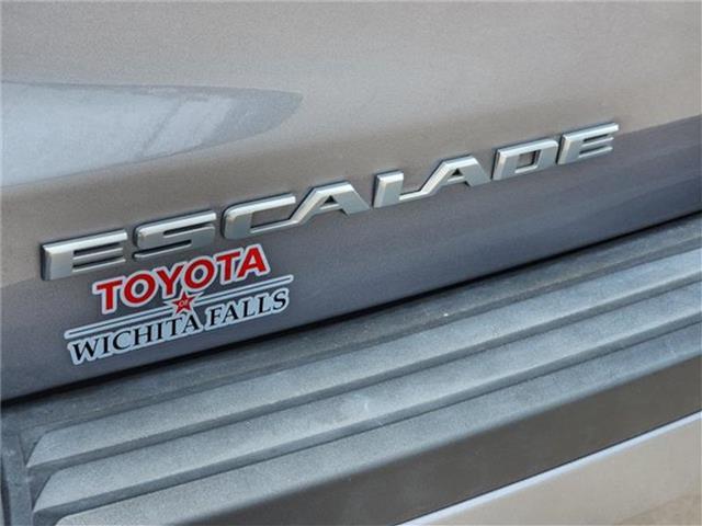 used 2019 Cadillac Escalade car, priced at $39,559