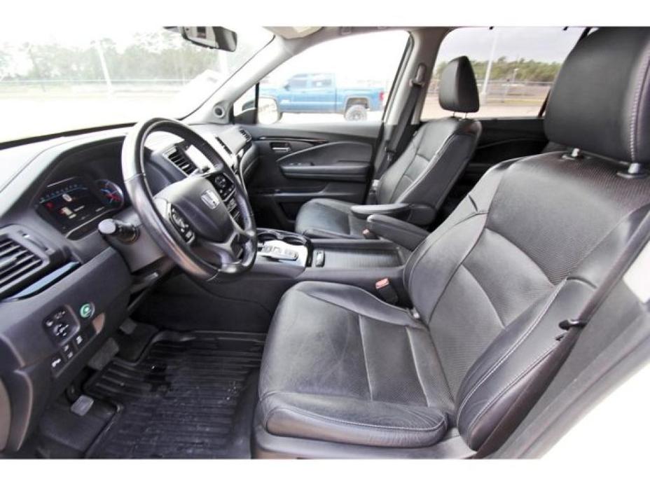 used 2019 Honda Pilot car, priced at $27,999