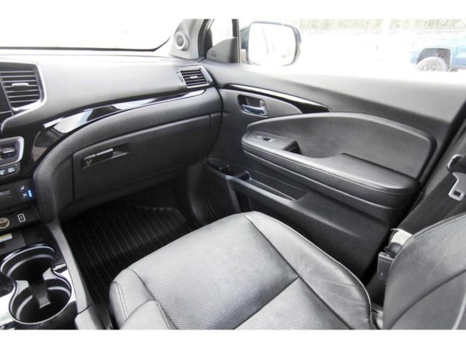 used 2019 Honda Pilot car, priced at $27,999