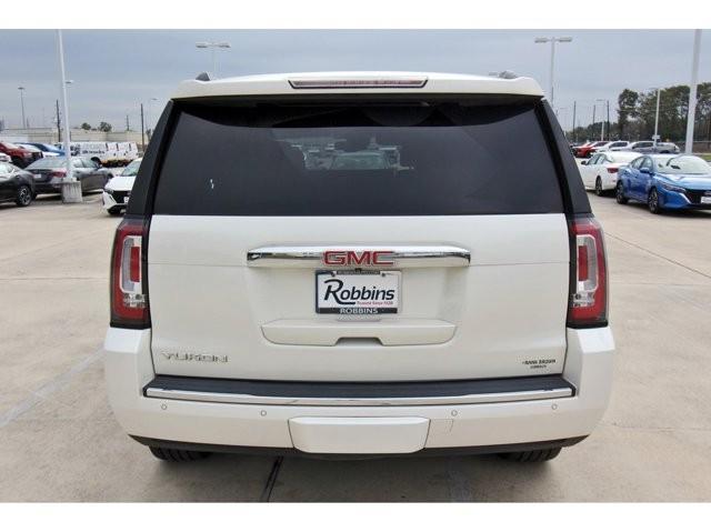 used 2015 GMC Yukon car, priced at $23,998