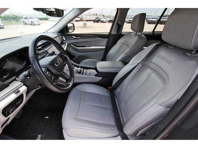 used 2022 Jeep Grand Cherokee car, priced at $30,999