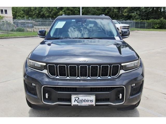 used 2022 Jeep Grand Cherokee car, priced at $30,999