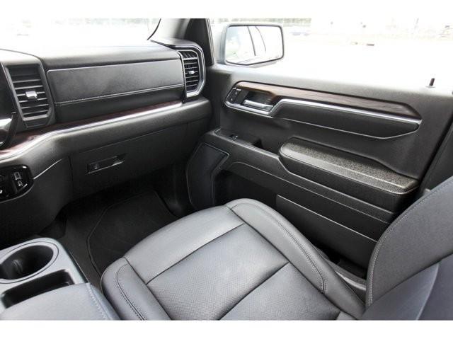 used 2024 GMC Sierra 1500 car, priced at $41,999