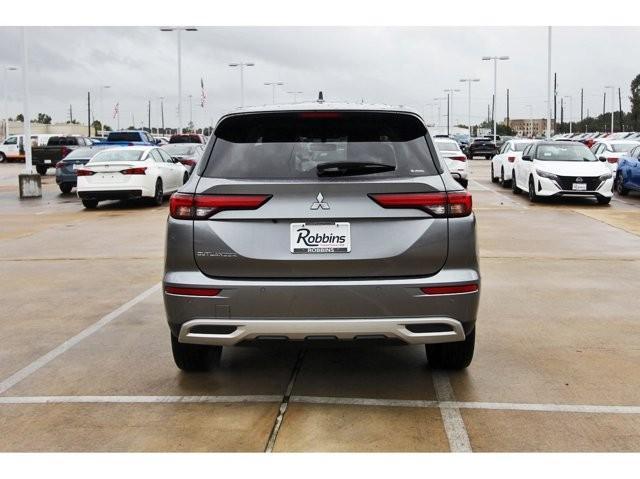 used 2023 Mitsubishi Outlander car, priced at $24,444