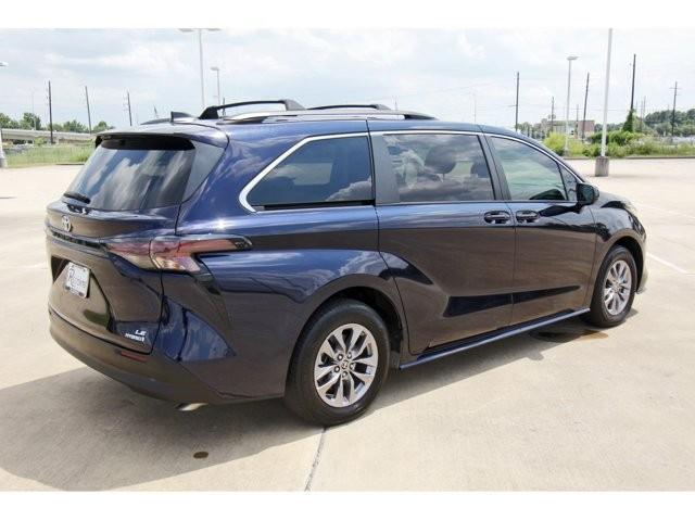 used 2023 Toyota Sienna car, priced at $33,499