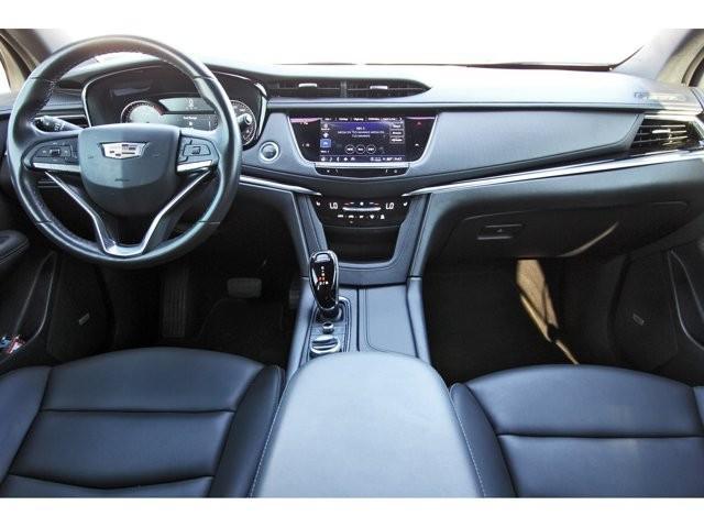 used 2023 Cadillac XT6 car, priced at $35,499