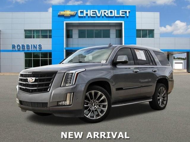 used 2020 Cadillac Escalade car, priced at $40,999