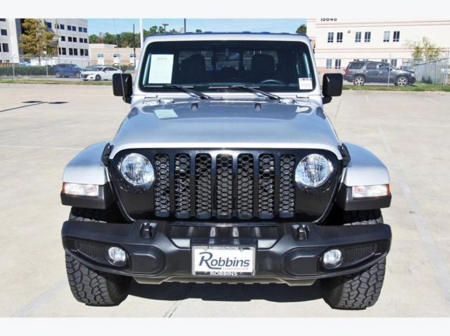 used 2022 Jeep Gladiator car, priced at $31,507