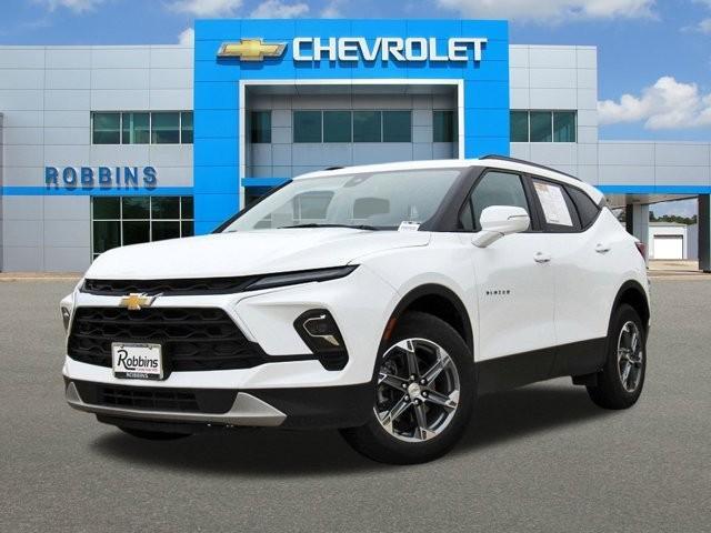 used 2024 Chevrolet Blazer car, priced at $28,400