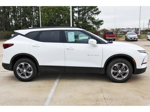 used 2024 Chevrolet Blazer car, priced at $28,400