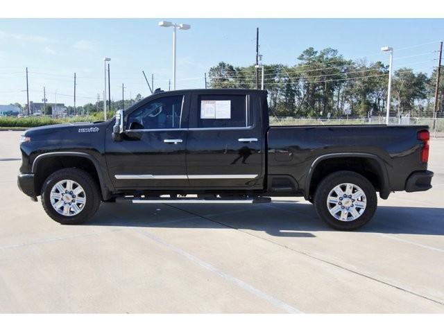 used 2024 Chevrolet Silverado 2500 car, priced at $69,100