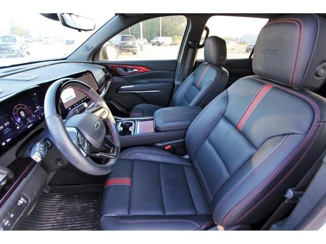 used 2024 Chevrolet Traverse car, priced at $47,999