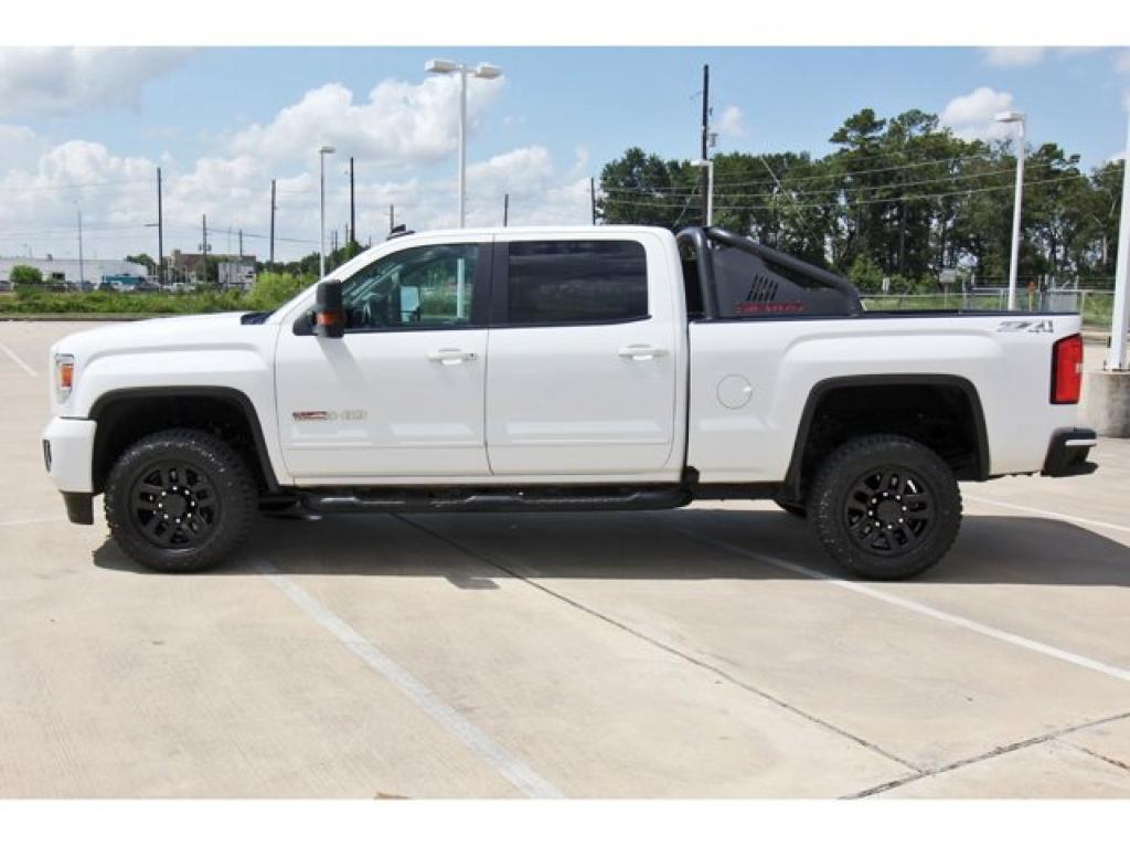 used 2017 GMC Sierra 2500 car, priced at $35,999