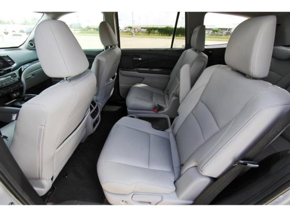 used 2020 Honda Pilot car, priced at $25,555