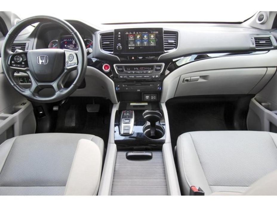 used 2020 Honda Pilot car, priced at $25,555