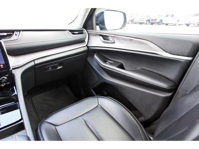 used 2024 Jeep Grand Cherokee car, priced at $34,999