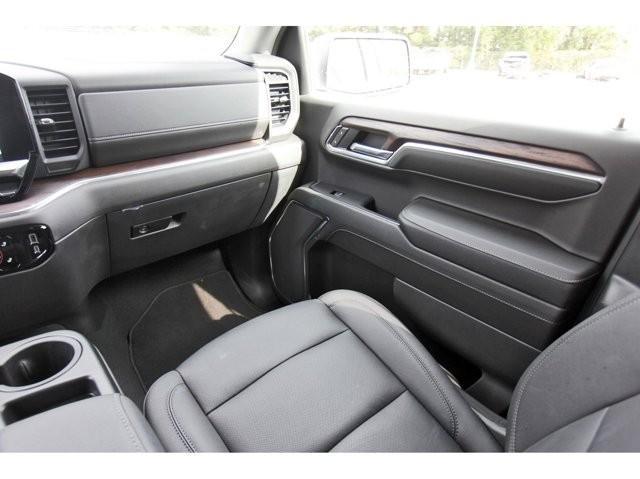 used 2024 GMC Sierra 1500 car, priced at $49,899