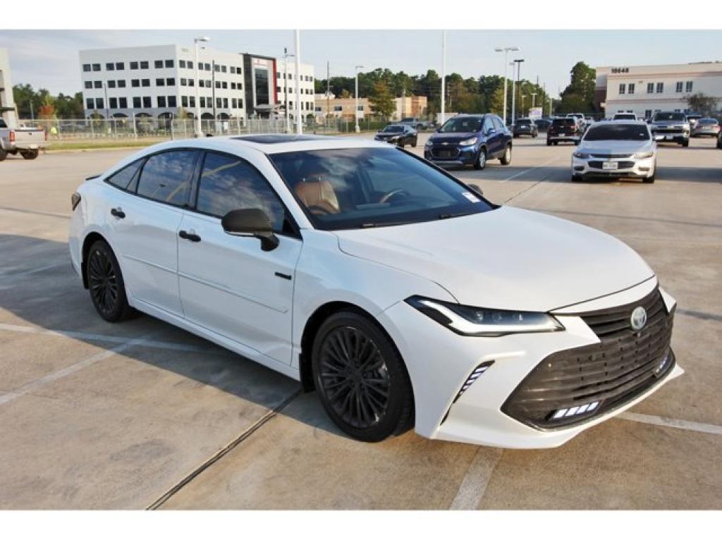 used 2019 Toyota Avalon Hybrid car, priced at $19,499