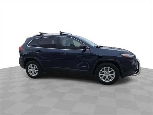 used 2015 Jeep Cherokee car, priced at $10,998