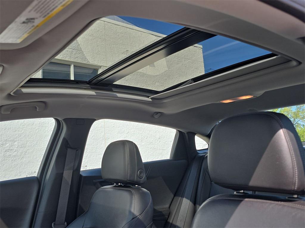 used 2017 Chevrolet Malibu car, priced at $10,593
