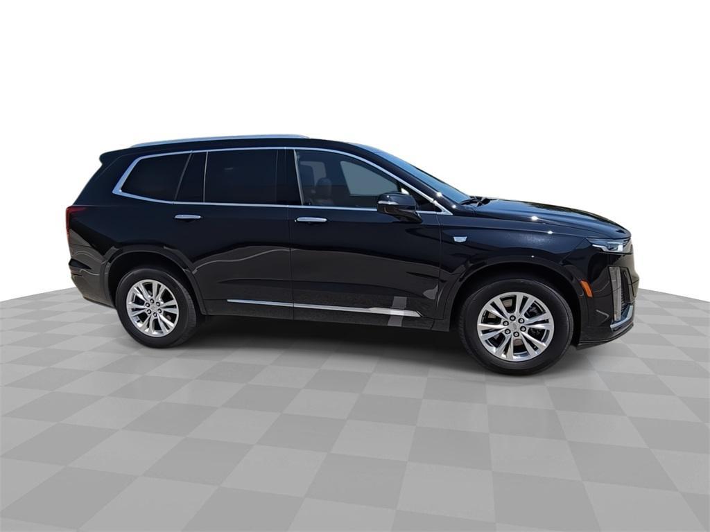 used 2022 Cadillac XT6 car, priced at $34,509